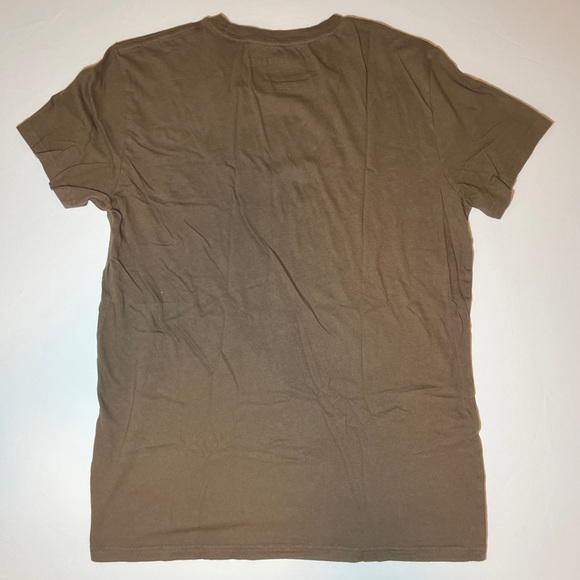 Size Medium Lucky Brand Men's Yellowstone Never Drink And Ride A Buffalo Tee - Picture 3 of 4